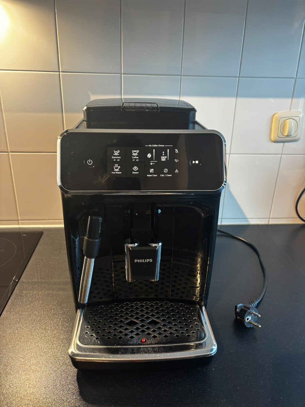 PHILIPS EP2220 volautomatische espressomachine, Ophalen of Verzenden, Zo goed als nieuw, Koffiemachine
