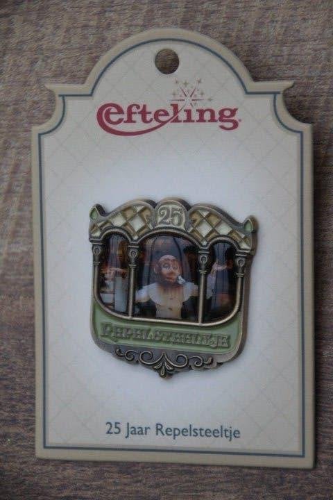 efteling pin  25 jaar repelsteeltje, Ophalen of Verzenden, Zo goed als nieuw, Button of Speldje