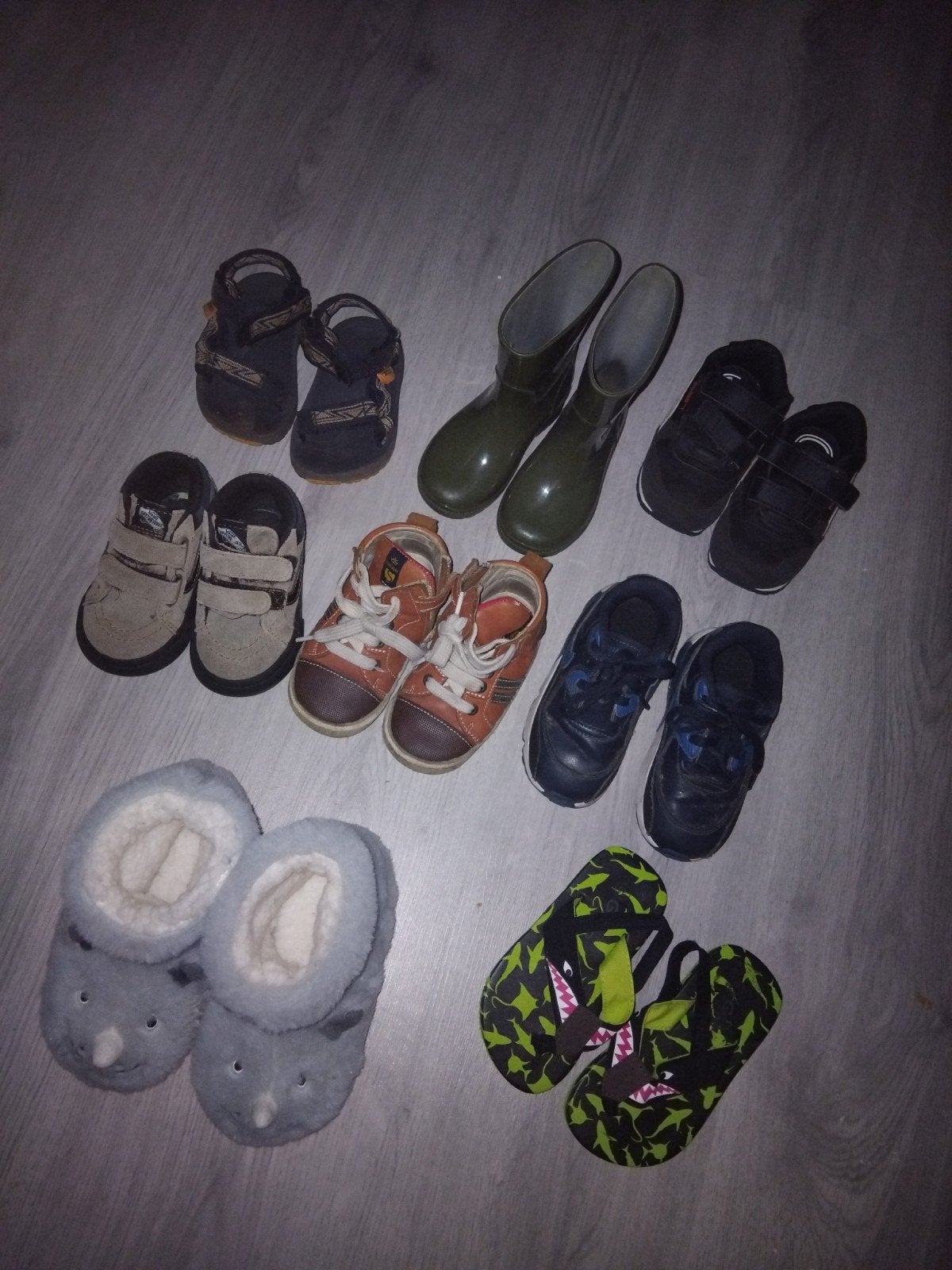 Pakket jongensschoenen maat 20-23 (diverse merken), Gebruikt, Nike, Puma, Vans, Teva, Ophalen of Verzenden, Laarzen