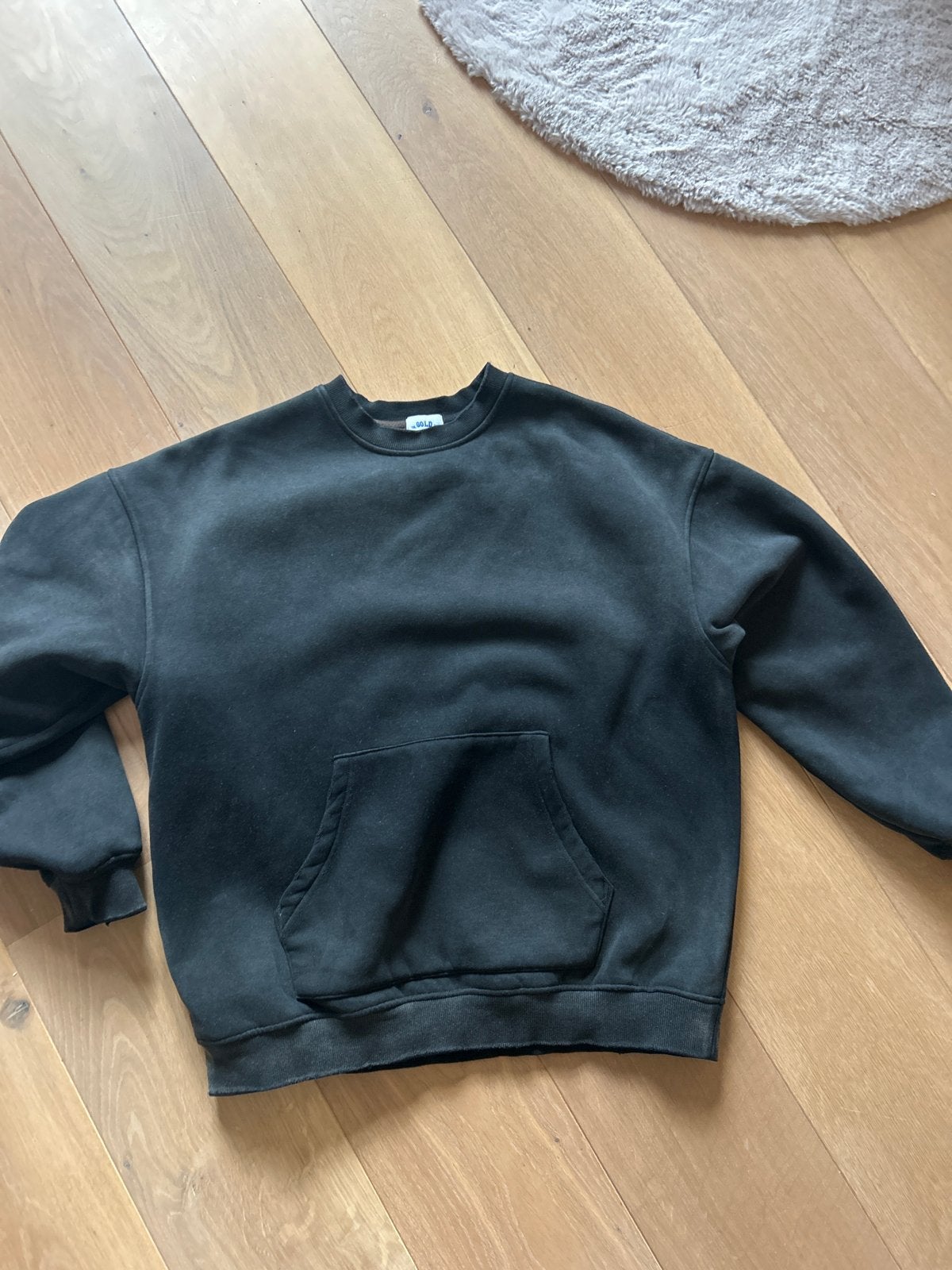 In Gold We Trust sweater met buidelzak - Maat XS, Kleding | Heren, Verzenden, Gedragen, Maat 46 (S) of kleiner, Zwart
