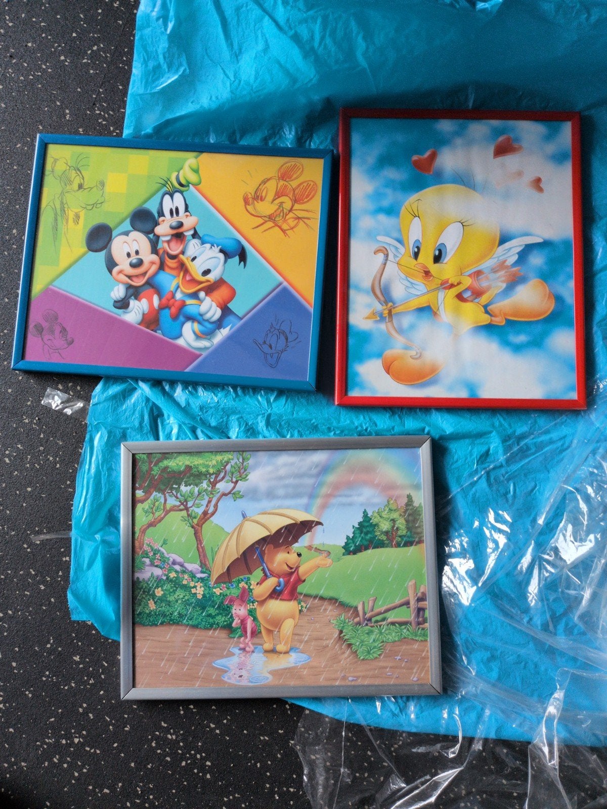 3 ingelijste kinderposters: Disney, Winnie de Poeh, Tweety, Huis en Inrichting, Woonaccessoires | Schilderijen, Tekeningen en Foto's