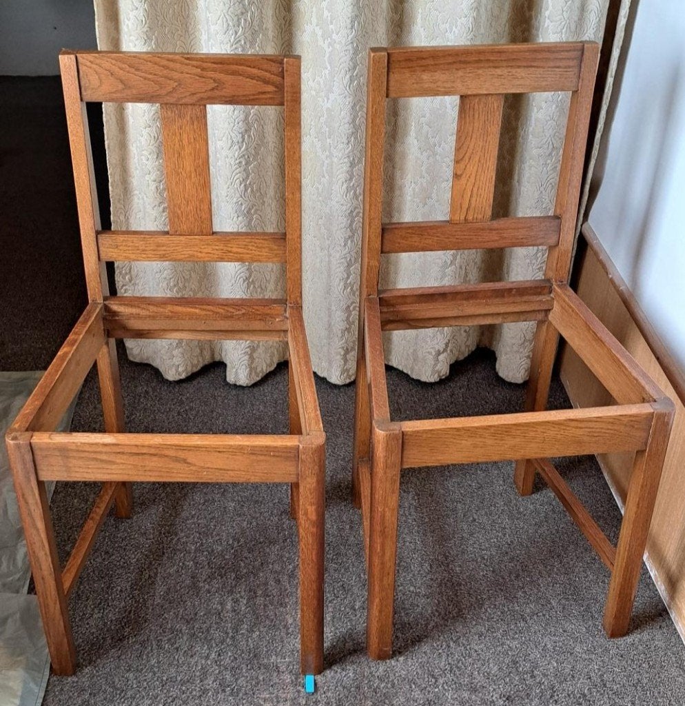 ANTIEK  ART DECO  HAAGSE SCHOOL HANDGEMAAKT  2 STOELEN, Ophalen