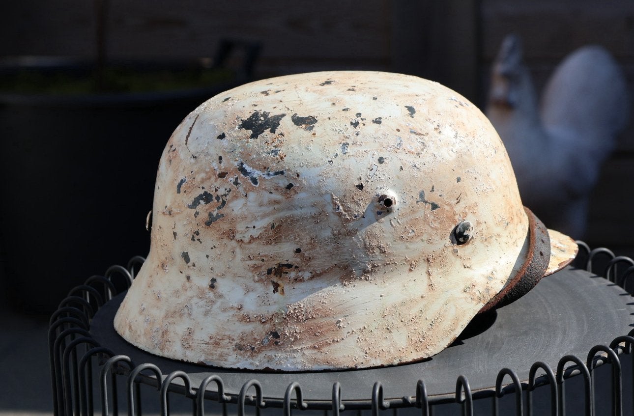 W02 verouderde Duitse M40 repro helm, Verzenden, Landmacht, Duitsland, Helm of Baret