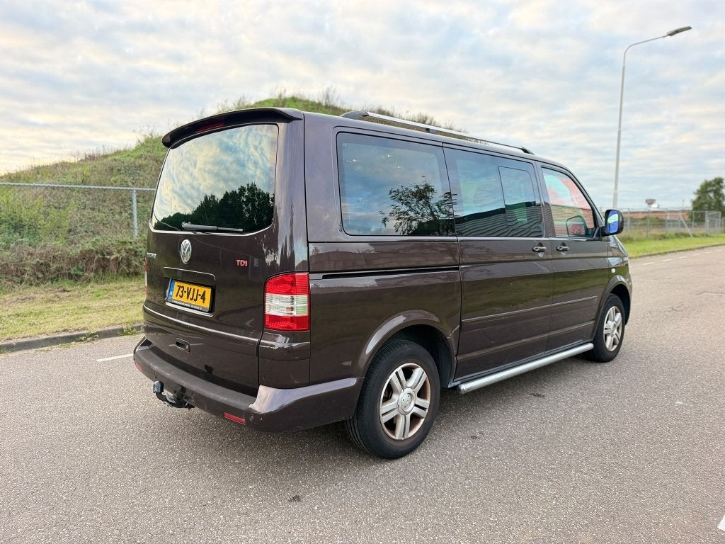 Volkswagen Transporter Multivan 2.5tdi Highline 7 personen, Auto's, Bruin, Volkswagen, Bedrijf, Grijs