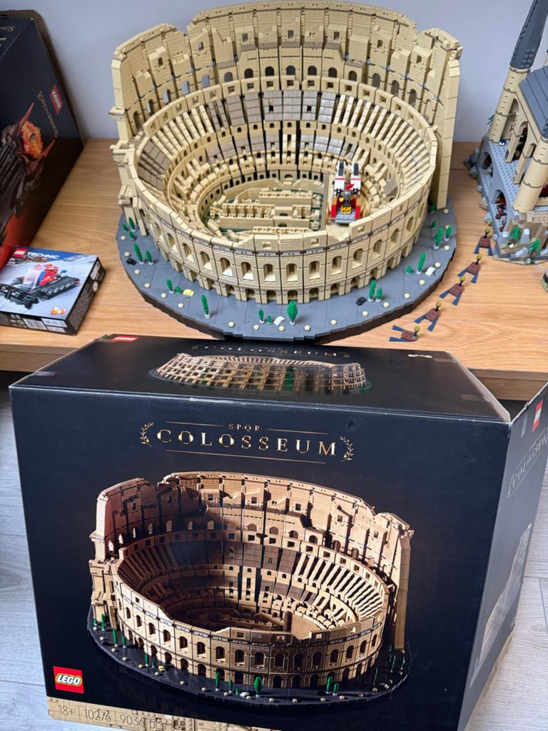 LEGO Colosseum (10276) met Black Friday cadeau (6346106), Kinderen en Baby's, Speelgoed | Duplo en Lego, Ophalen, Lego, Zo goed als nieuw