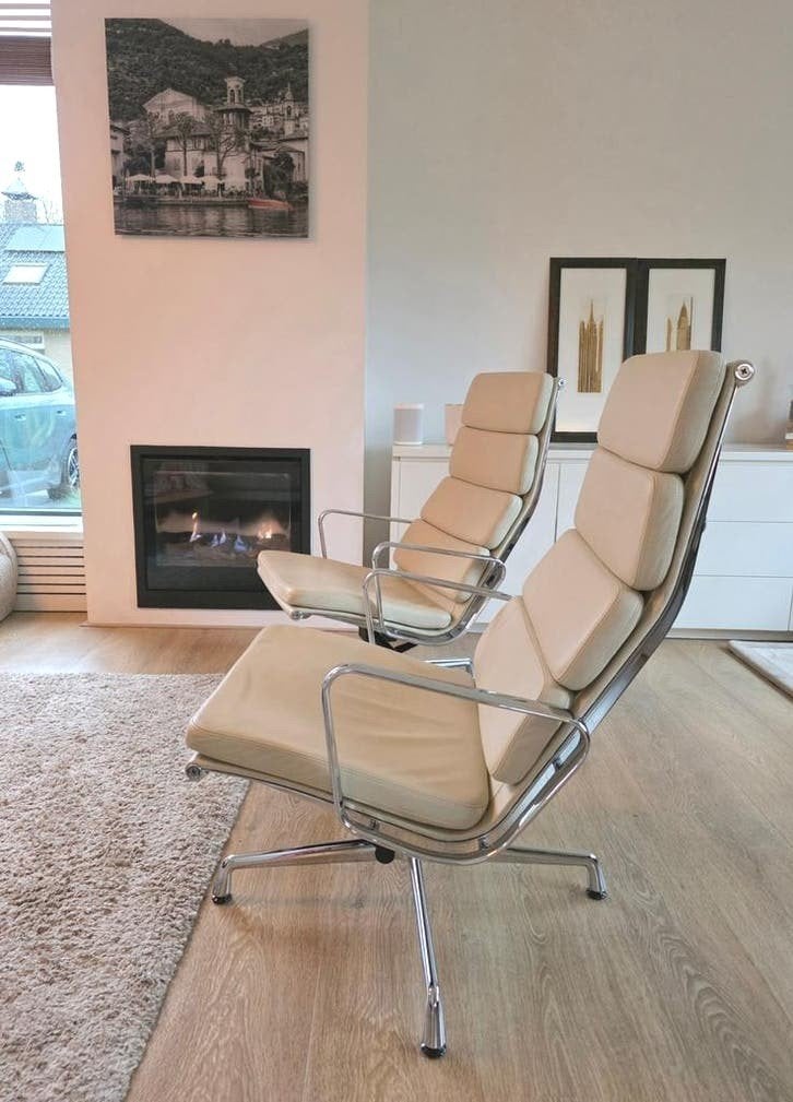 Vitra Eames EA222 design lounge chair 2x showmodel, Huis en Inrichting, Fauteuils, Leer, Ophalen of Verzenden