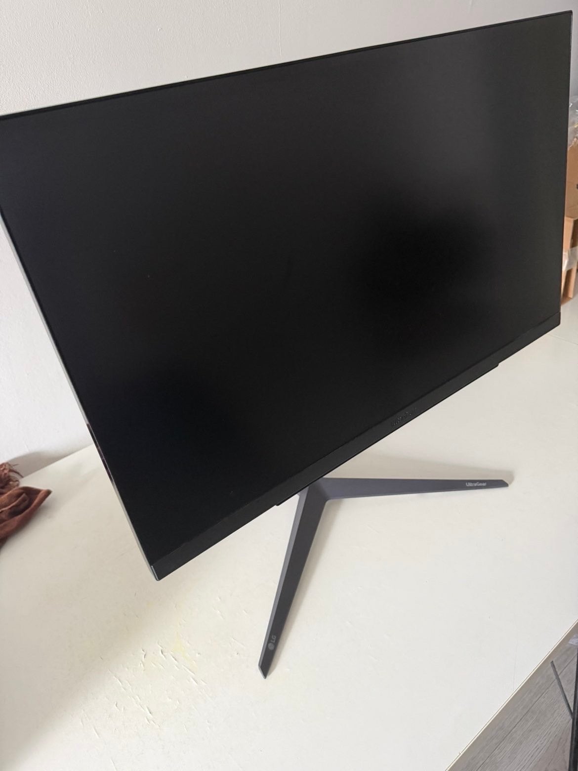 LG UltraGear 27GR83Q-B Gaming monitor 27”- Zo goed als nieuw, Computers en Software, Gaming, IPS, In hoogte verstelbaar, Zo goed als nieuw