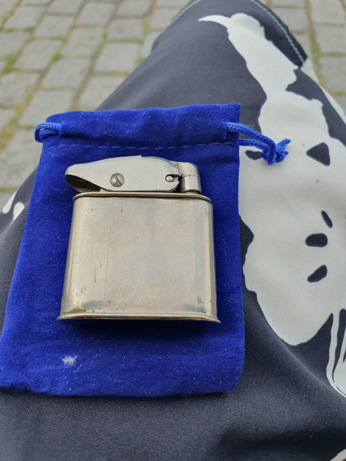 Benzine aansteker, Verzamelen, Rookartikelen, Aanstekers en Luciferdoosjes, Ophalen of Verzenden, Aansteker