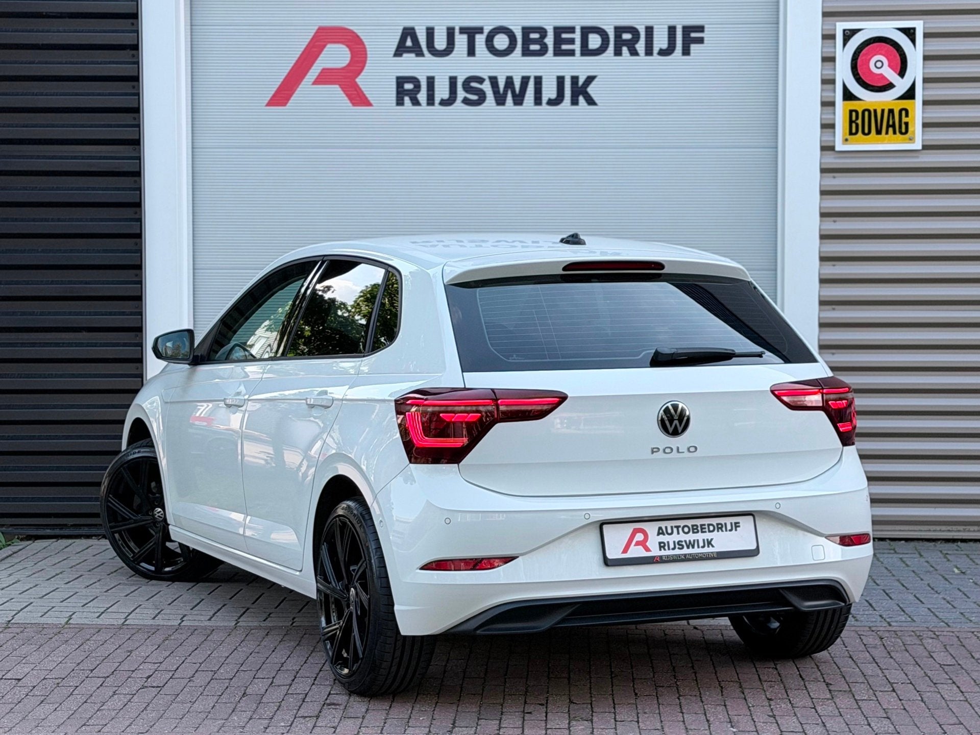 Volkswagen Polo 1.0 TSI Highline IQ.Light/AppleCar/Blindspot, Auto's, Gebruikt, 95 pk, 1096 kg, Wit