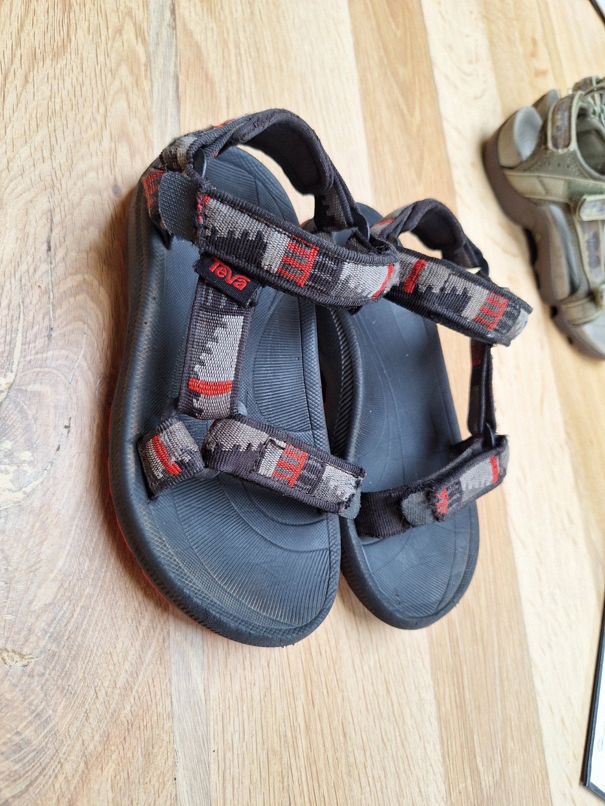 Teva sandalen maat 30 - Comfortabele kindersandalen, Gebruikt, Jongen of Meisje, Overige typen, Teva
