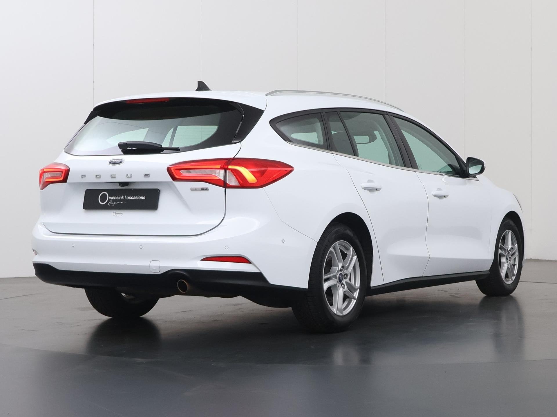 Ford Focus Wagon 1.0 EcoBoost Hybrid Trend Edition Business, Auto's, Stof, Gebruikt, Wit, Geïmporteerd
