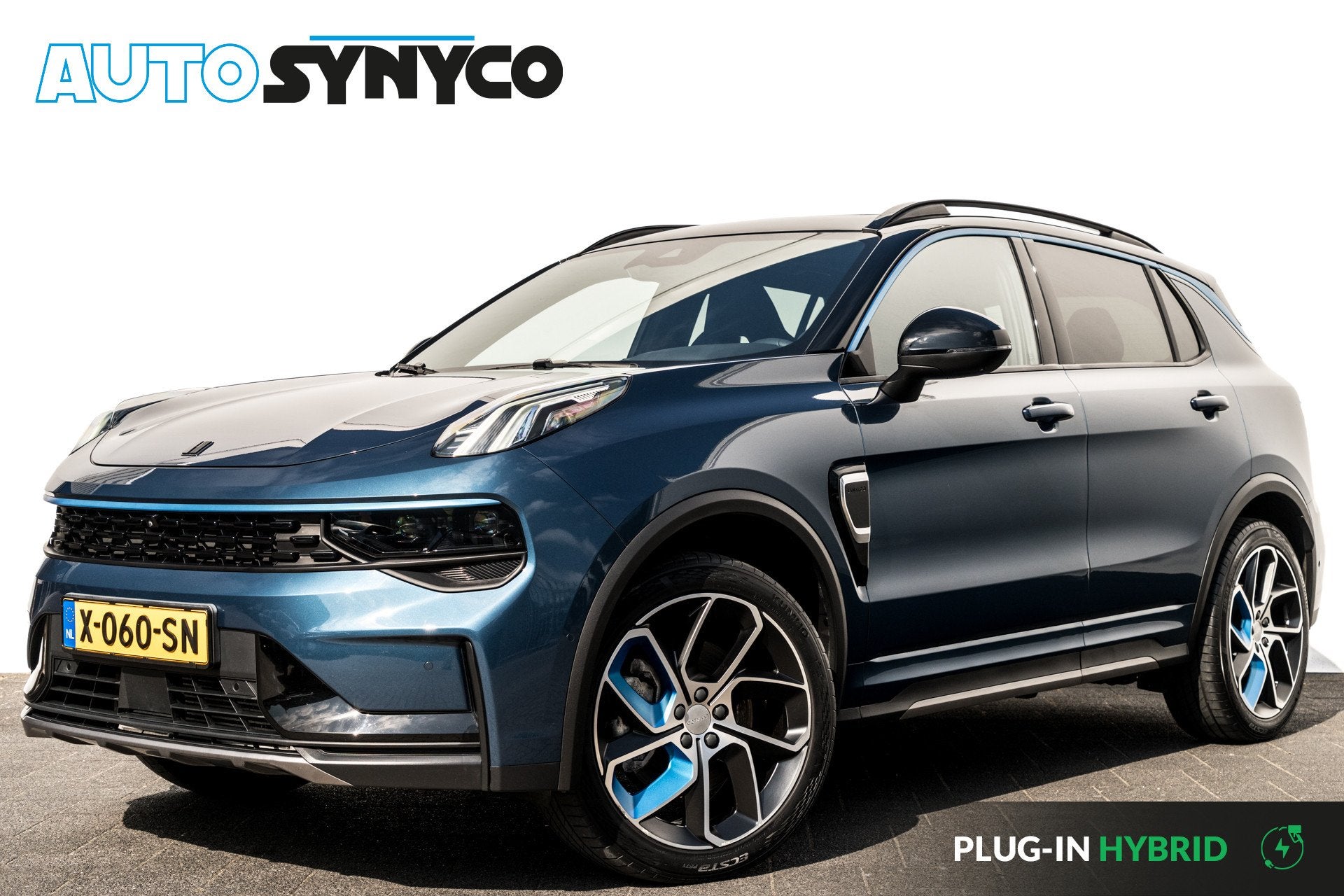 Lynk & Co 01 1.5 Plug-in Hybrid 262 Pk I Zwarte Hemel I Pano, Auto's, Stof, Met garantie (alle), Blauw, 120 €/maand