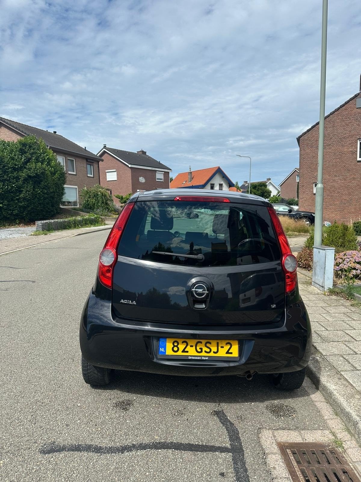 Opel Agila 1.2 16V AUT 2008 Zwart, Auto's, Opel, Stof, 40 €/maand, 4 cilinders, Zwart