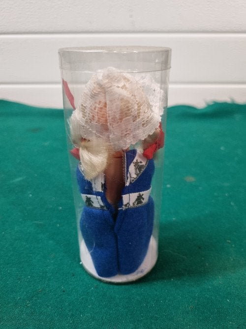 Pop melkmeisje souvenir, Verzamelen, Ophalen of Verzenden, 'T Olde Gre-j, Info@toldegrej.nl, Endepoelstraat 20f Didam