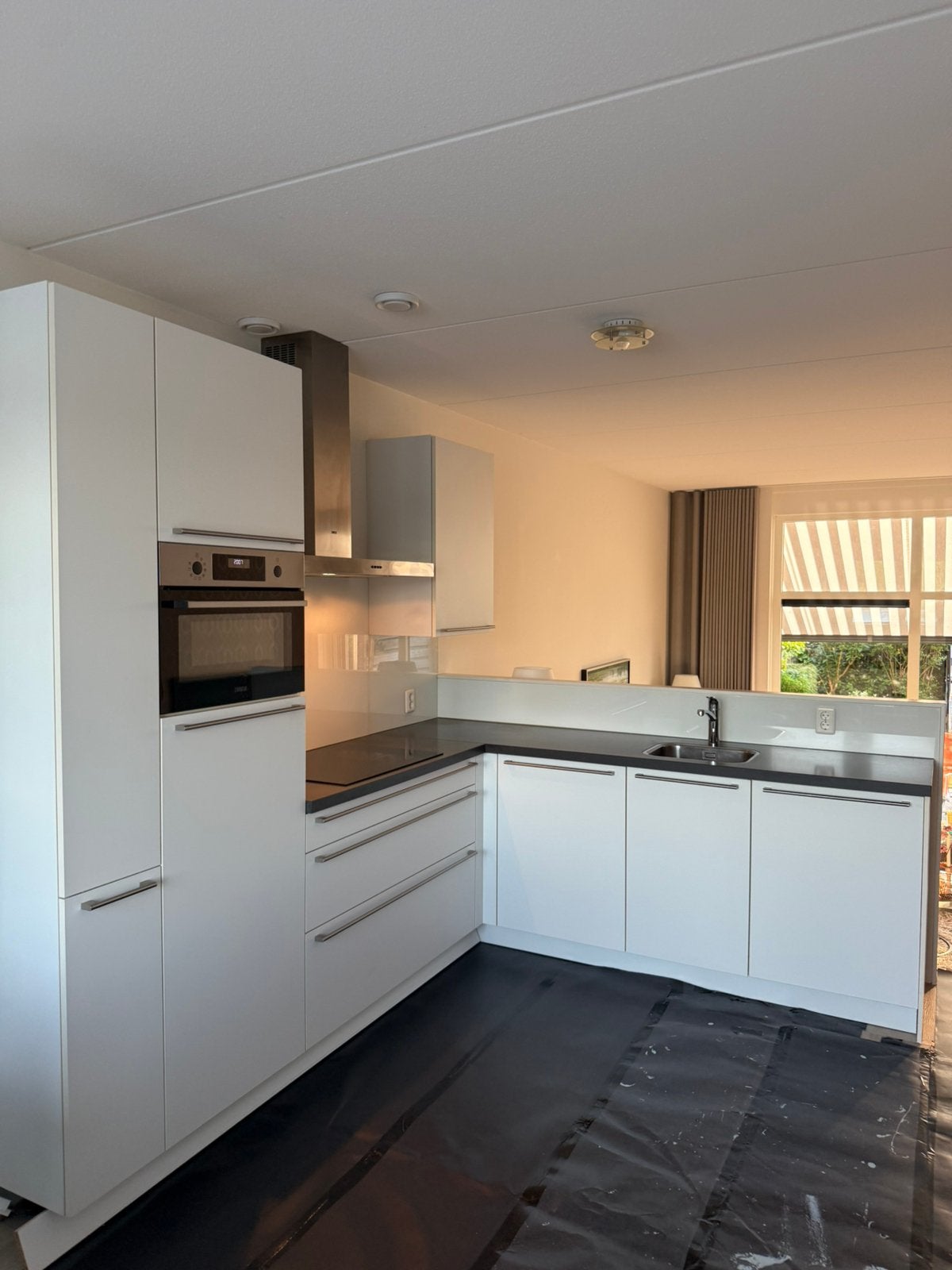 Complete Nette Hoekkeuken + Apparatuur + GEDEMONTEERD, Huis en Inrichting, Keuken | Complete keukens, Hoekkeuken, Wit, Composiet