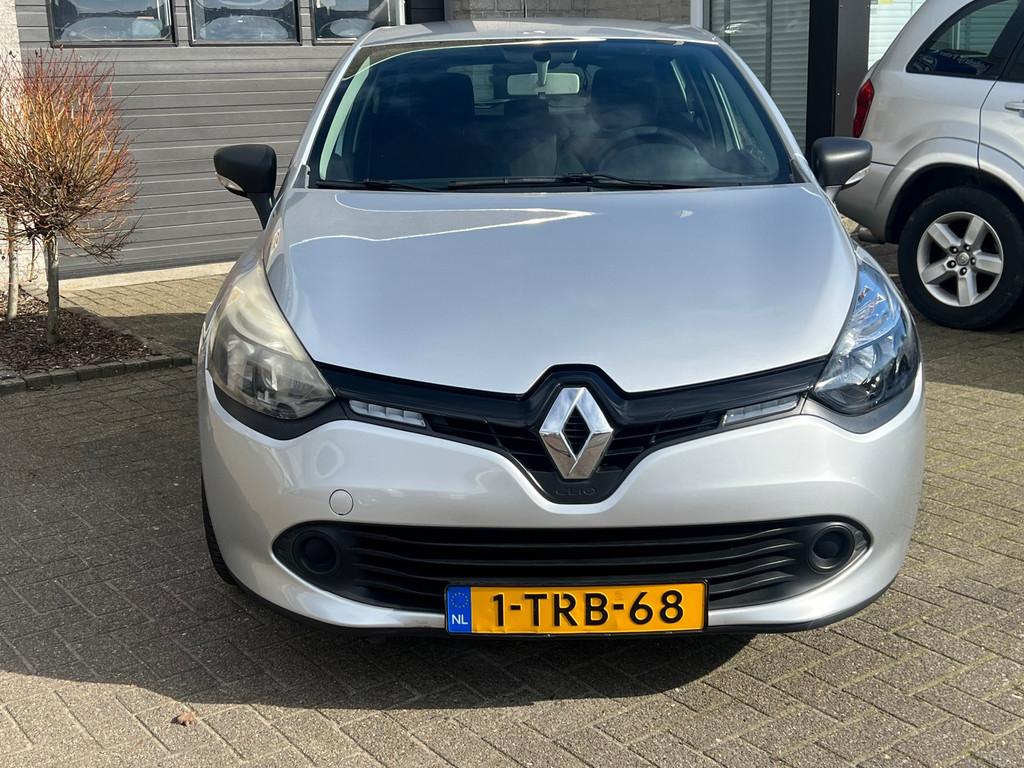Renault Clio 0.9 TCe Authentique APK: 15-01-2027, Voorwielaandrijving, Stof, 540 kg, Origineel Nederlands