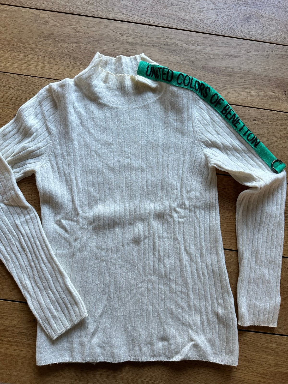 Benetton coltrui met logo op de mouw, Ophalen of Verzenden, Zo goed als nieuw, Maat 38/40 (M), Wit