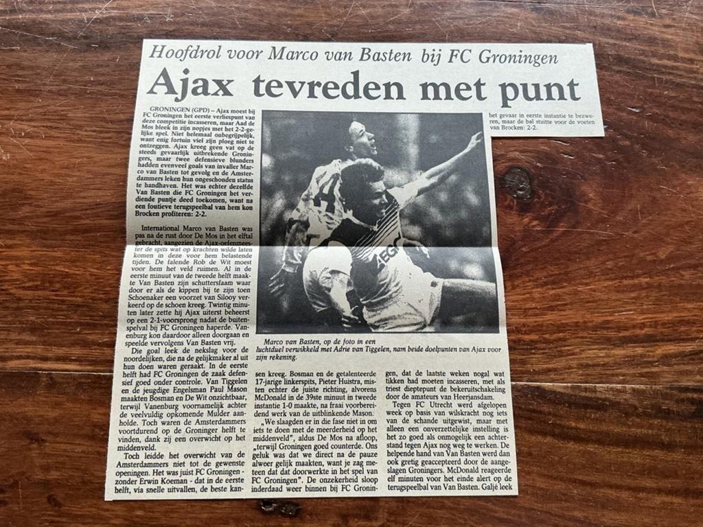 Voetbal krantenartikel FC Groningen Ajax omt 1984 v Basten, Ophalen of Verzenden, Knipsel(s)