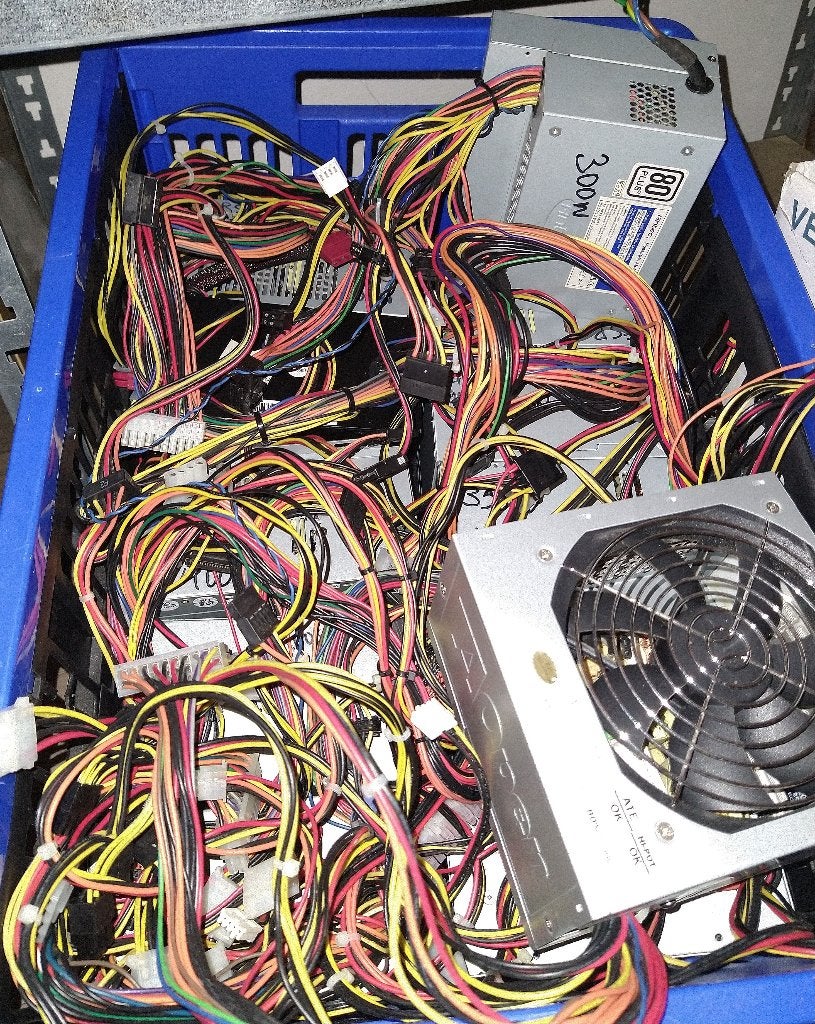 Verschillende voedingen van 300 watt tot 450, Computers en Software, Ophalen of Verzenden, Gebruikt