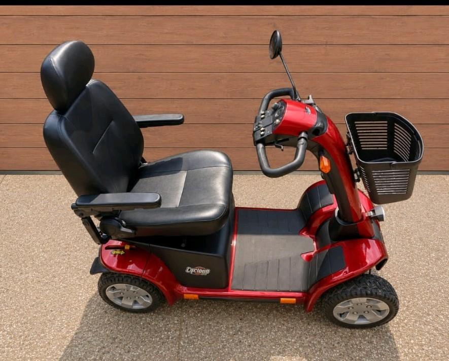 Practicomfort cyclone 22 met nieuwe accu's, Diversen, Brommobielen en Scootmobielen, Ophalen of Verzenden, Gebruikt, 11 t/m 15 km/u