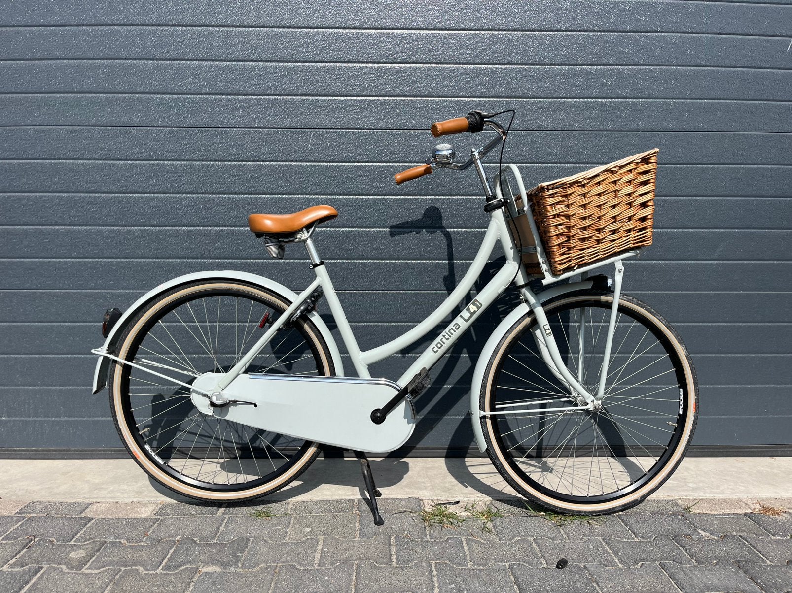 Cortina U4 stadsfiets met rieten mand zeer nette staat, 56 cm of meer, Ophalen of Verzenden, Zo goed als nieuw, Versnellingen
