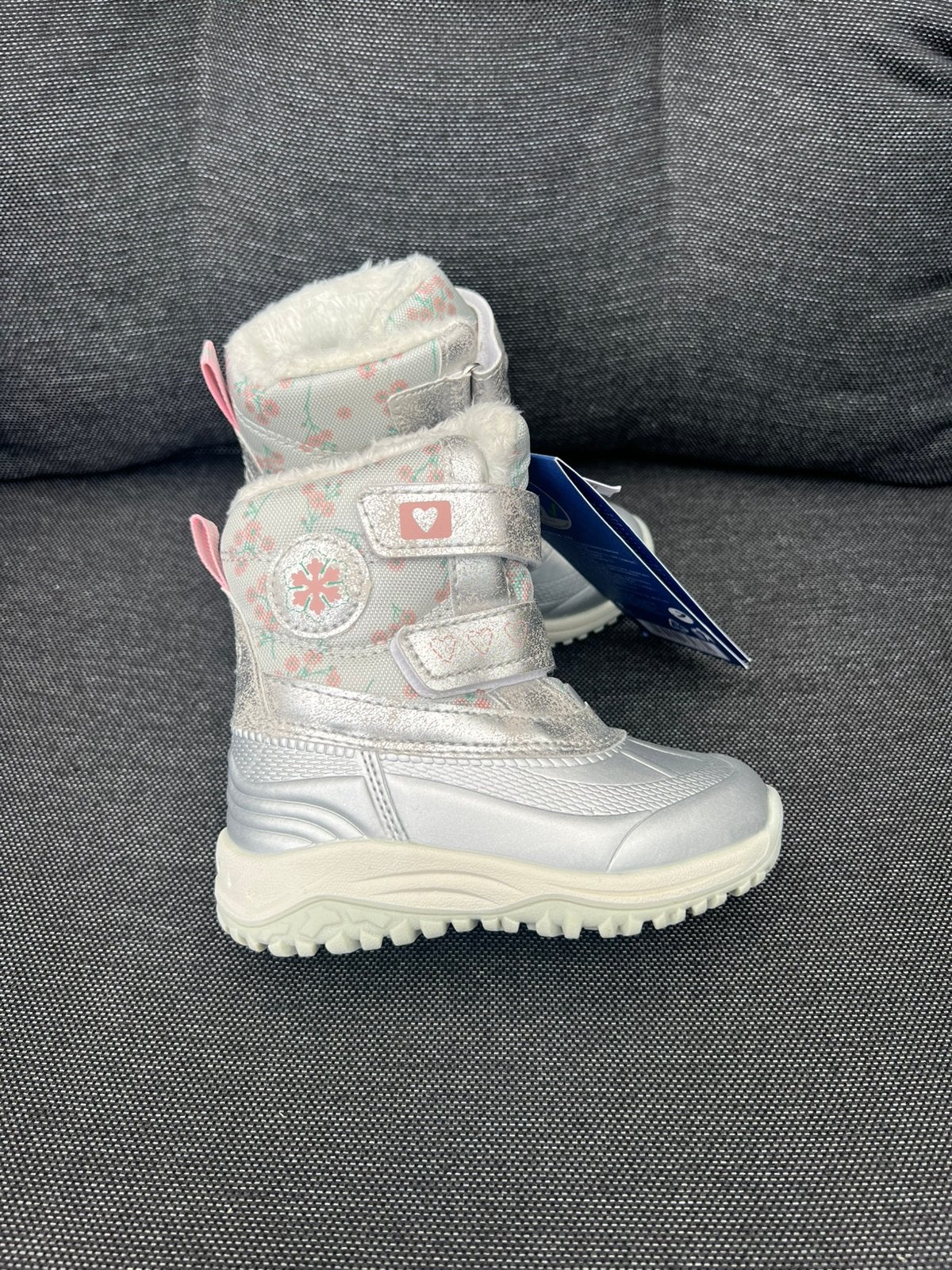 Maat 22 meisjes snowboots nieuw, Kinderen en Baby's, Babykleding | Schoentjes en Sokjes, Meisje, Laarsjes, Nieuw, Ophalen of Verzenden