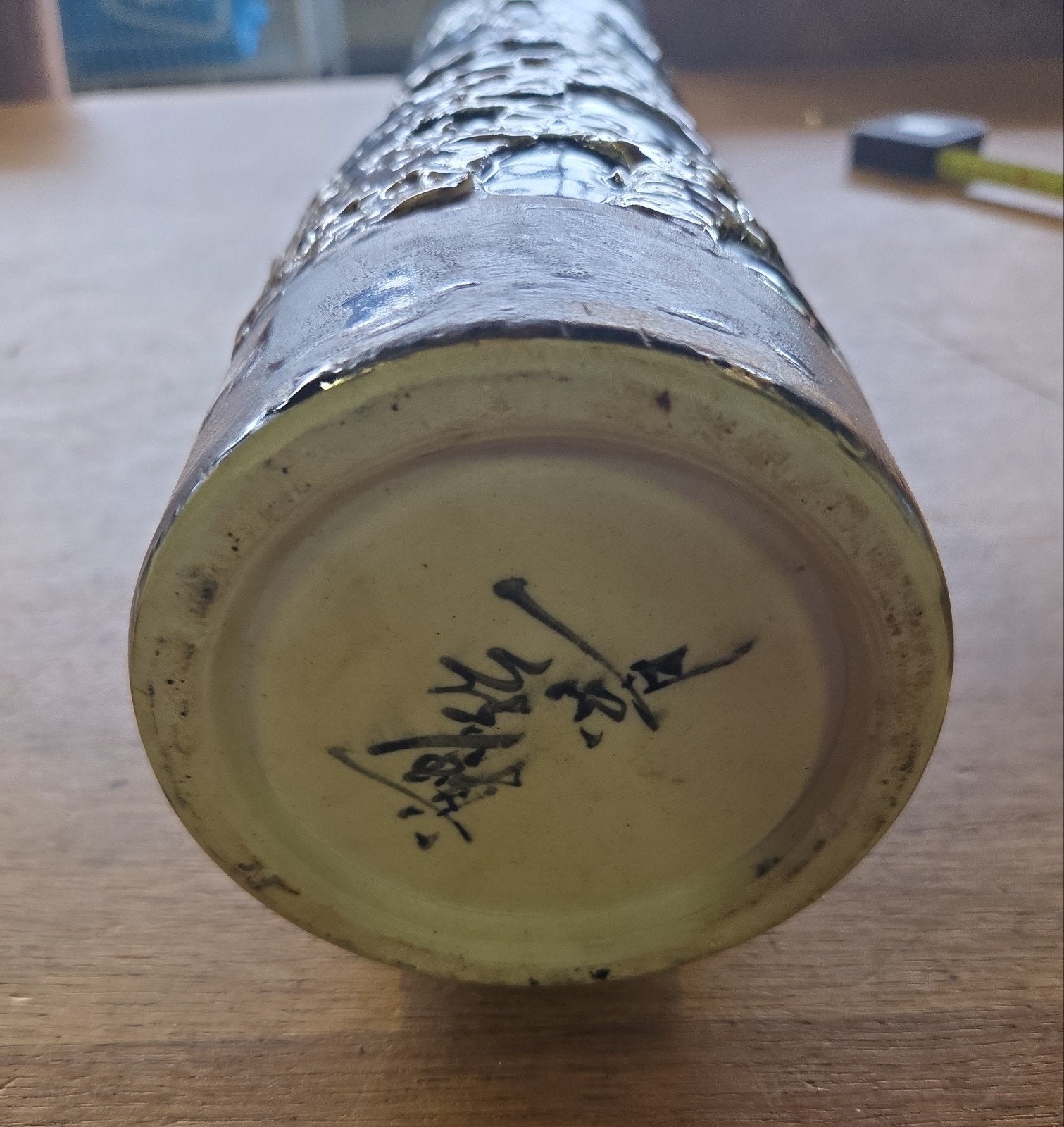 Gesigneerde prunus bloemenmotief vaas keramiek, Ophalen of Verzenden