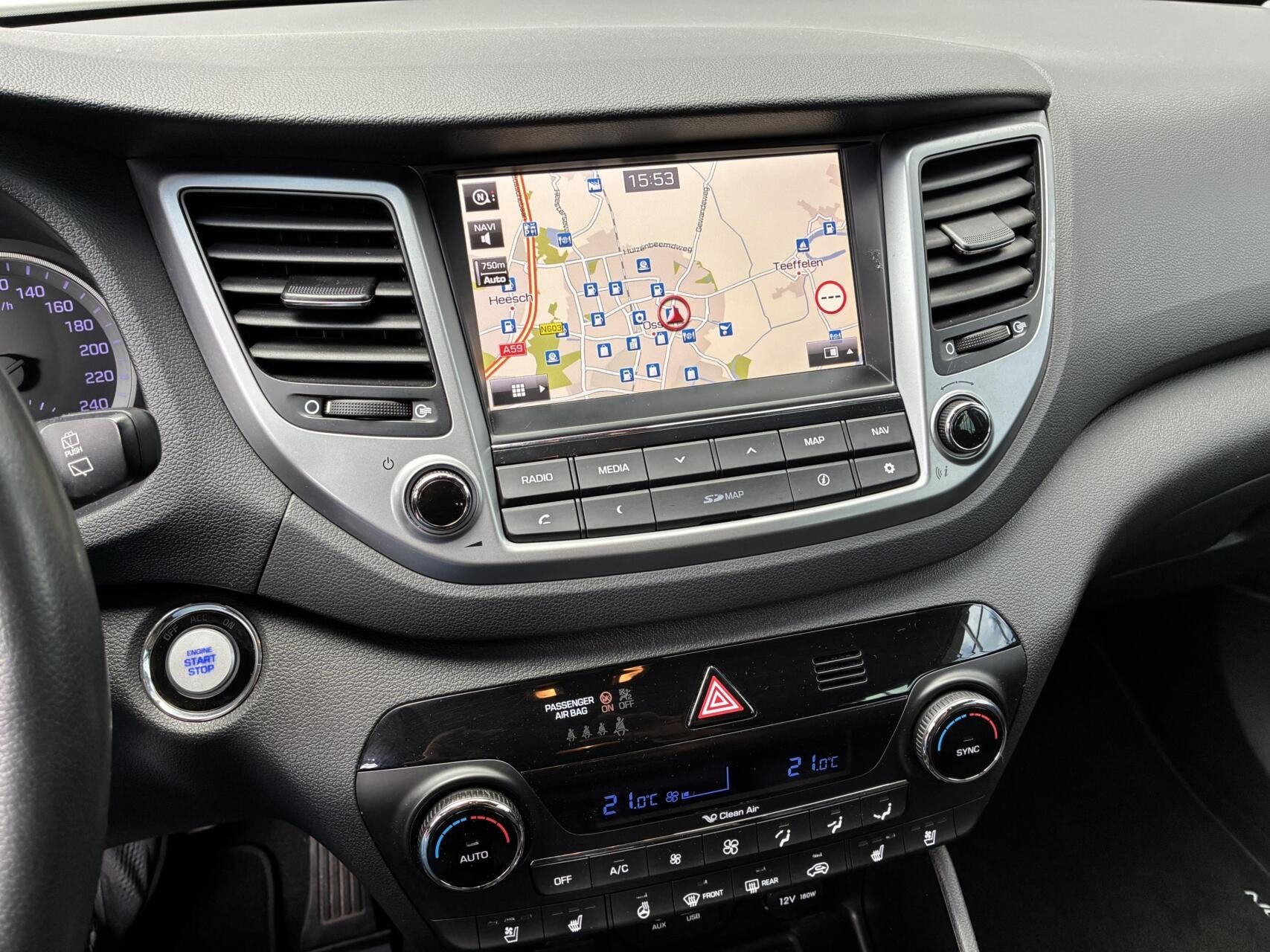 Hyundai Tucson 1.6 T-GDi Comfort 4WD Autom Led Cruise Leer C, Auto's, Gebruikt, 4 cilinders, Met garantie (alle), Bedrijf