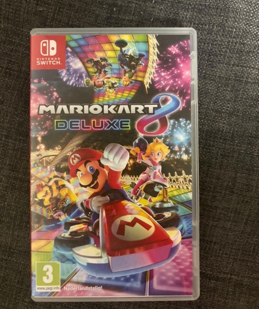 Mario Kart 8 Deluxe, Spelcomputers en Games, Games | Nintendo Switch, Racen en Vliegen, Ophalen of Verzenden, Zo goed als nieuw