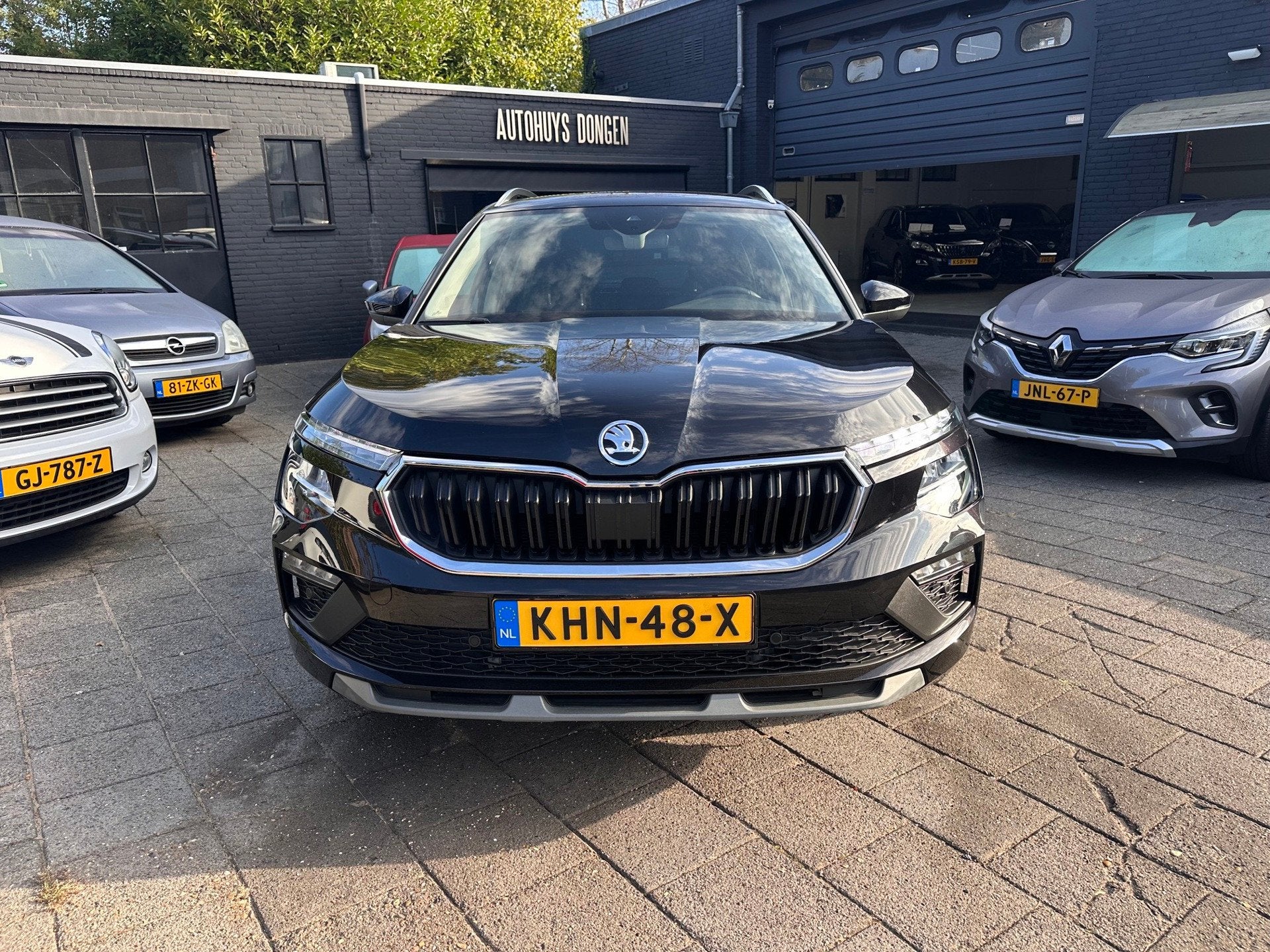 Skoda Kamiq Skoda Kamiq 1.0 TSI 116pk DSG Automaat | 2025 |, Auto's, Dealer onderhouden, Gebruikt, Zwart, Zwart