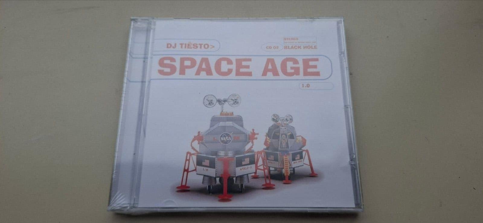 DJ Tiësto - Space Age CD (CD 02 Black Hole) - Nieuw, Ophalen of Verzenden, Nieuw in verpakking, Trance, Album
