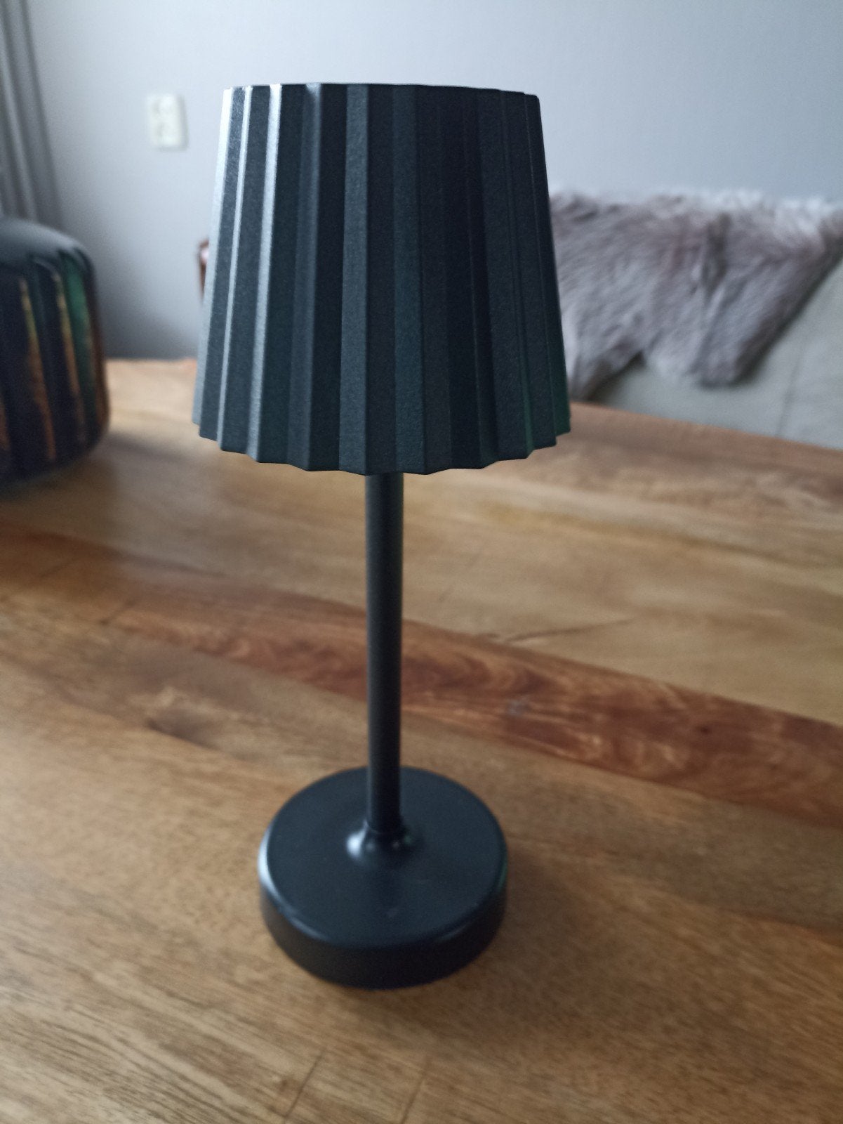 zwart tafellampje dimbaar, Zwart, Ophalen of Verzenden, Dimbaar