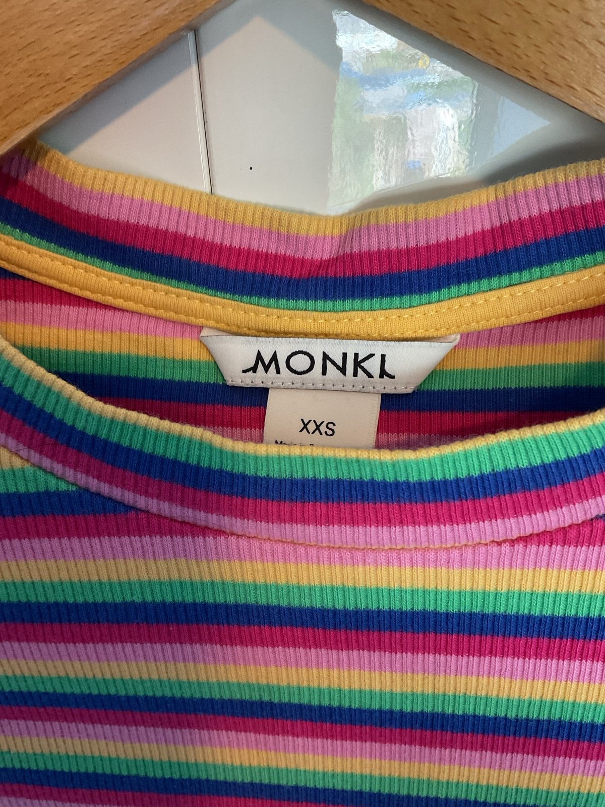 Monki gestreepte top met korte mouwen - XXS, Meerkleurig, Ophalen of Verzenden, Zo goed als nieuw, Korte mouw