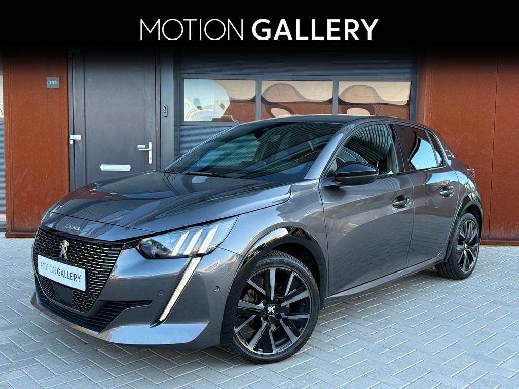 Peugeot 208 Peugeot 208 1.2 PureTech GT Pack | Dealer | Navi, Voorwielaandrijving, 101 pk, Gebruikt, 23 km/l