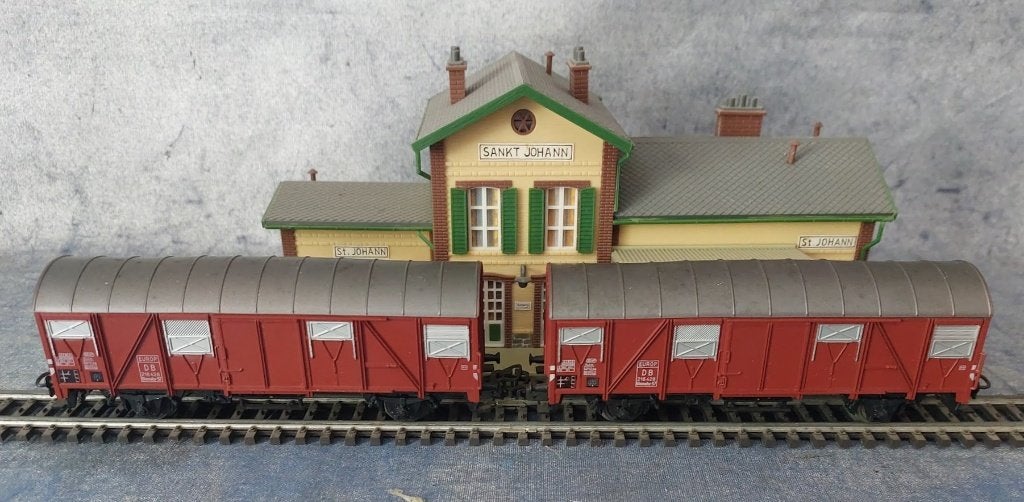 2 Märklin H0 4627  goederenwagons van de DB [6047]  [HoMoHO], Wisselstroom, Gebruikt, Wagon, Ophalen of Verzenden