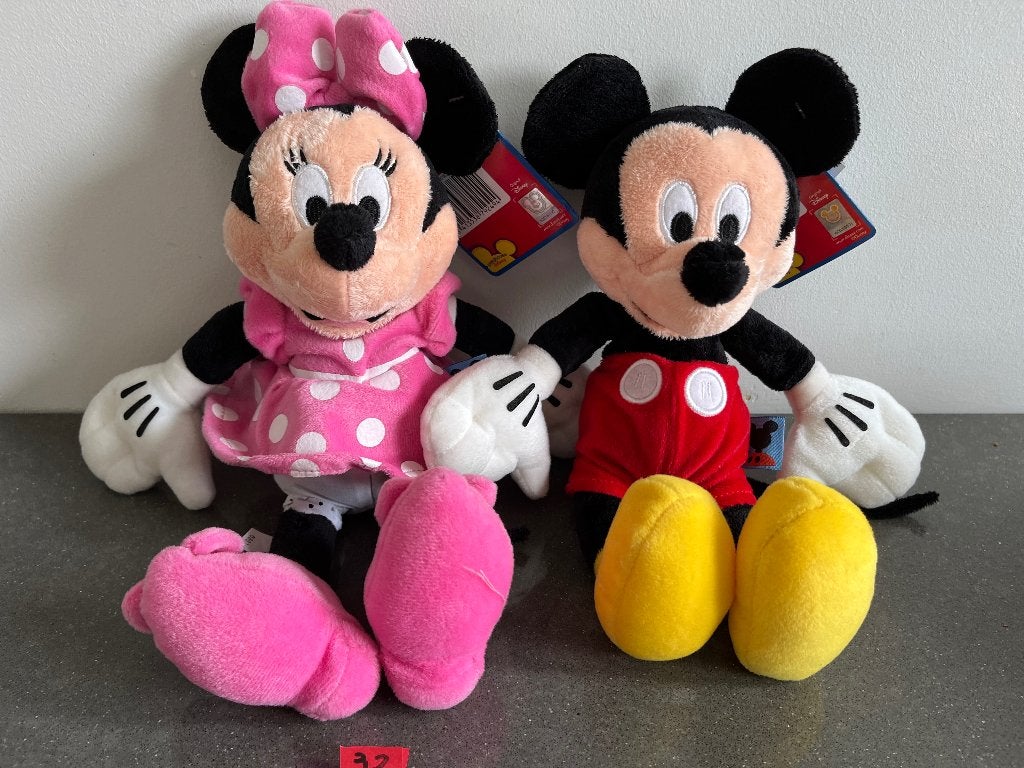 Micky ,Minnie,Donald en Katrien, Verzamelen, Disney, Ophalen of Verzenden, Donald Duck, Nieuw, Beeldje of Figuurtje