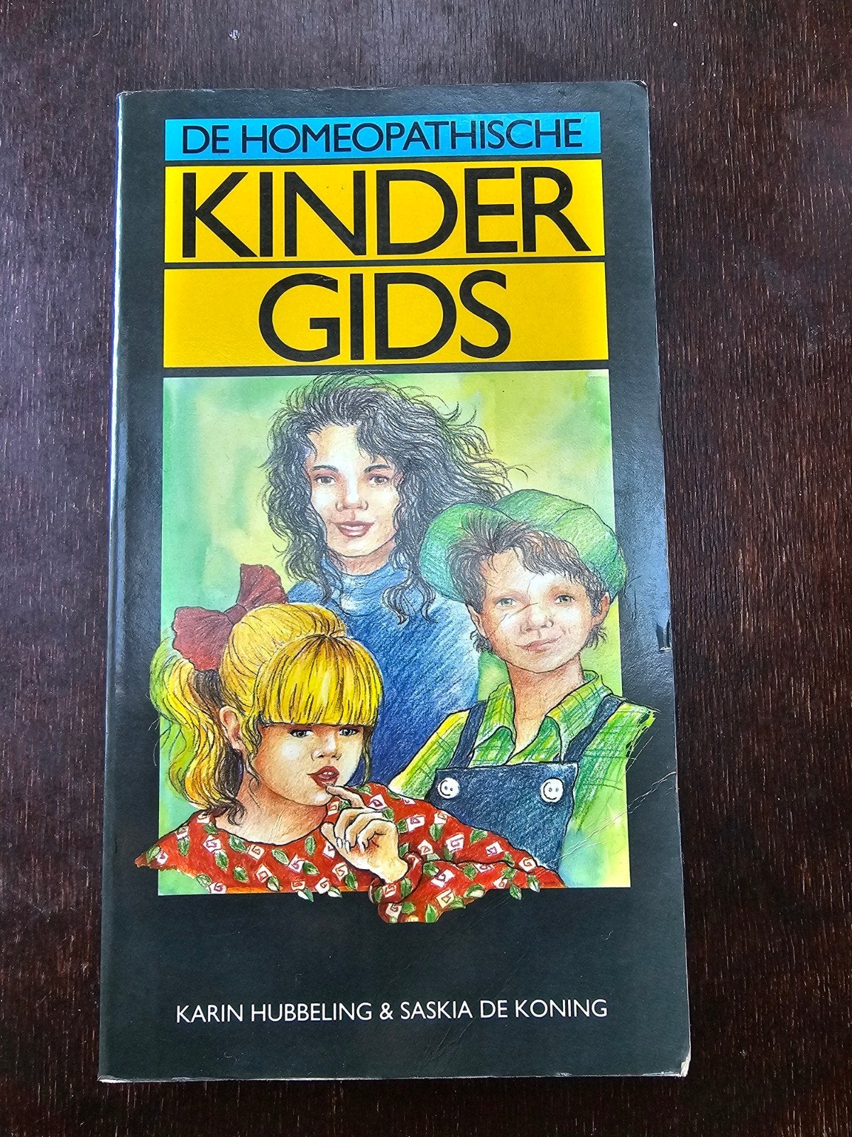 De Homeopathische kindergids - Karin Hubbeling & Saskia de K, Boeken, Ophalen of Verzenden, Zo goed als nieuw, Kruiden en Alternatief