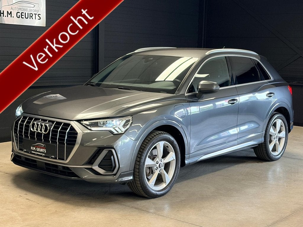 Audi Q3 4.5 TFSIe S line ! VERKOCHT ! (bj 2021, automaat), Gebruikt, Zwart, Parkeersensor, Leder en Stof