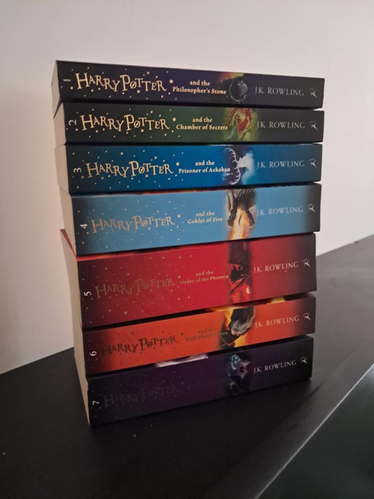 Harry Potter complete serie (Engels, paperback), Boeken, Ophalen, Gelezen, J.K. Rowling