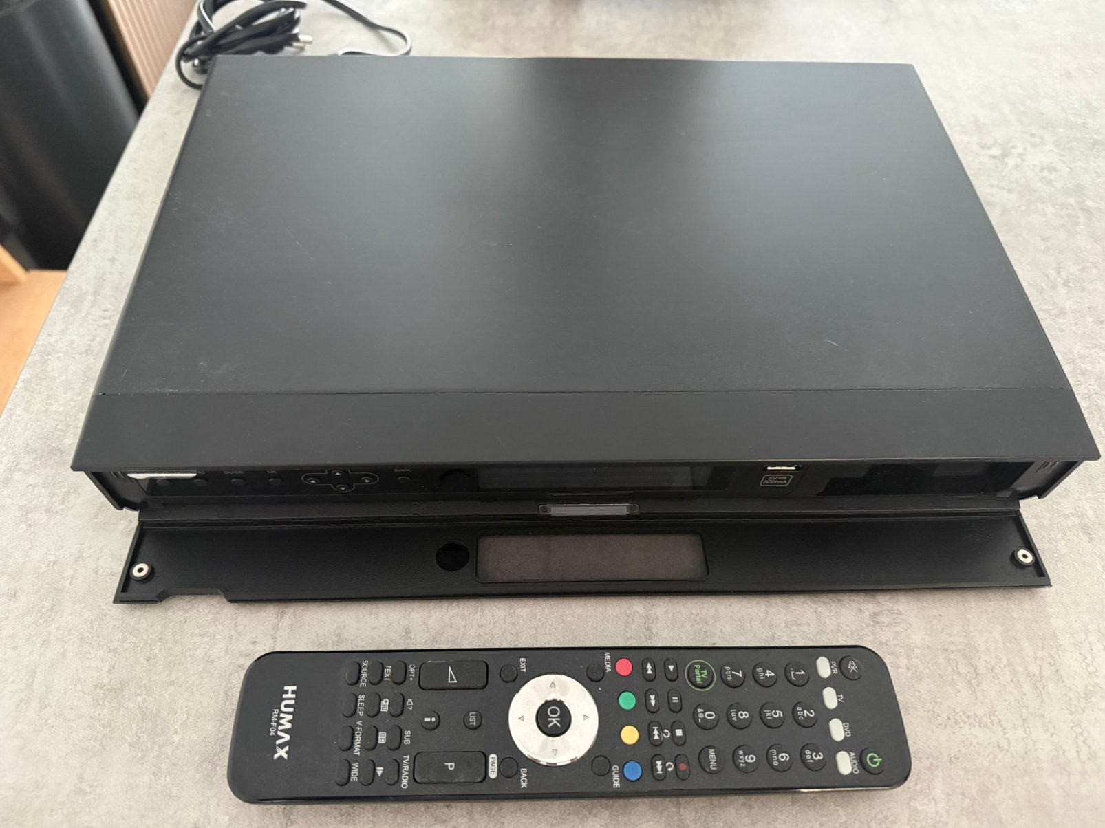 Humax iHDR-5200C en Humax RM-F04, Ophalen of Verzenden, Zo goed als nieuw