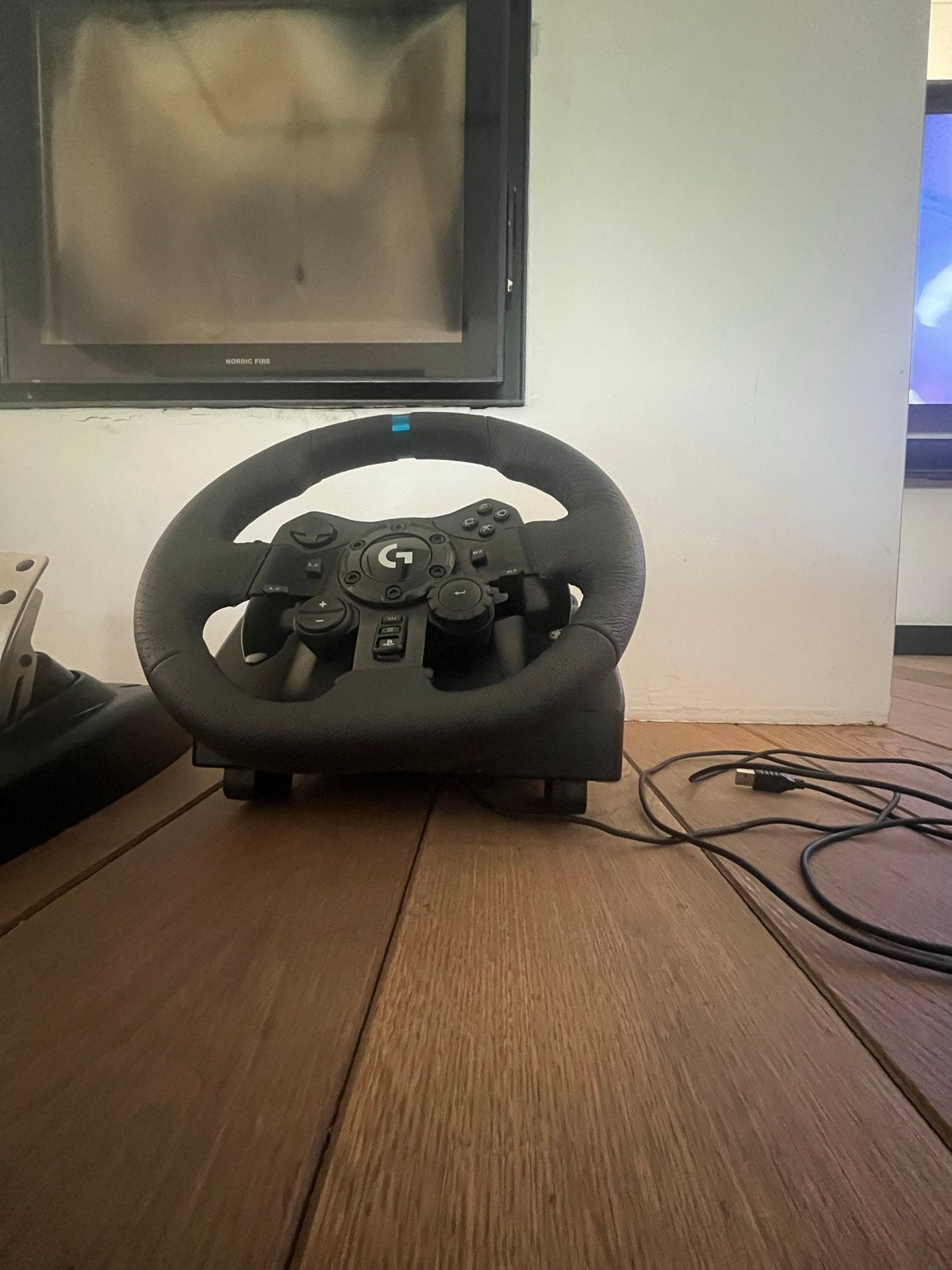 Logitech G923 racestuur met pedalen voor PlayStation/PC, Racestuur, Force feedback, Ophalen of Verzenden, Zo goed als nieuw