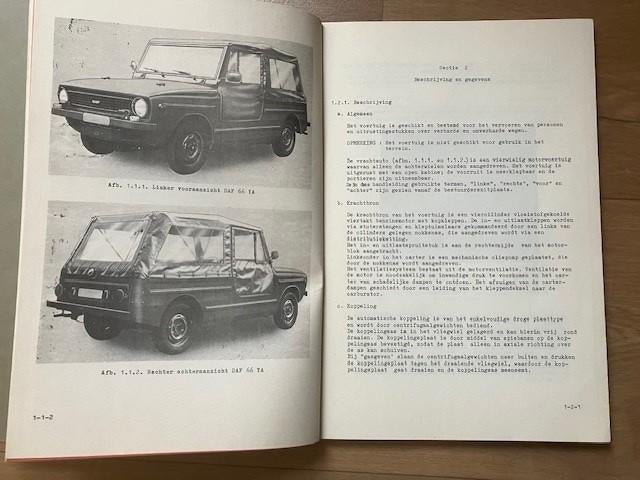 Set TH Daf YA 66 oldtimer legervoertuig, Verzamelen, Militaria | Algemeen, Ophalen of Verzenden, Landmacht, Nederland, Boek of Tijdschrift