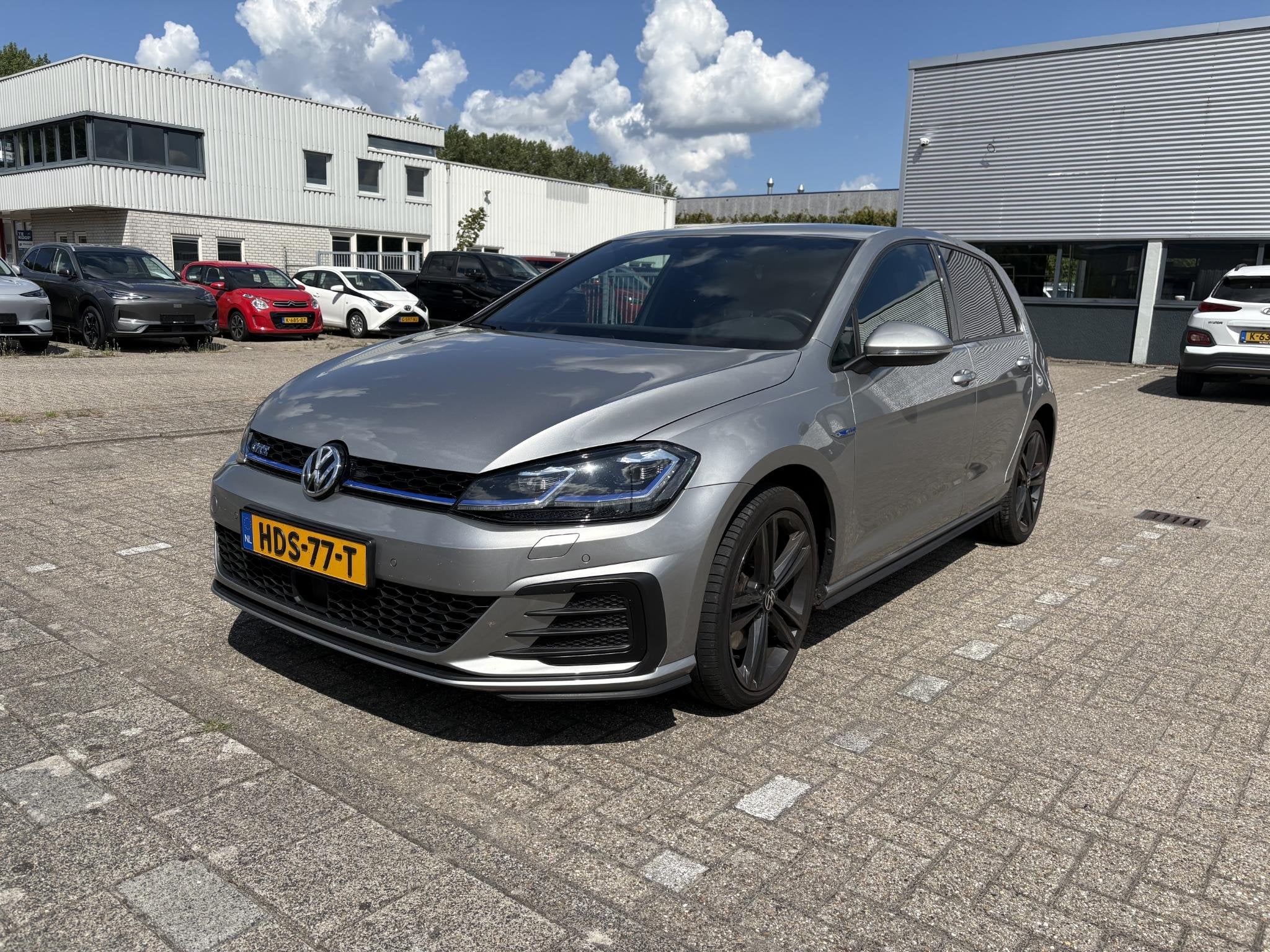 Volkswagen Golf 1.4 TSI PHEV GTE | Stoelvervarming | Sensore, Stof, Gebruikt, 4 cilinders, Plug-in hybride