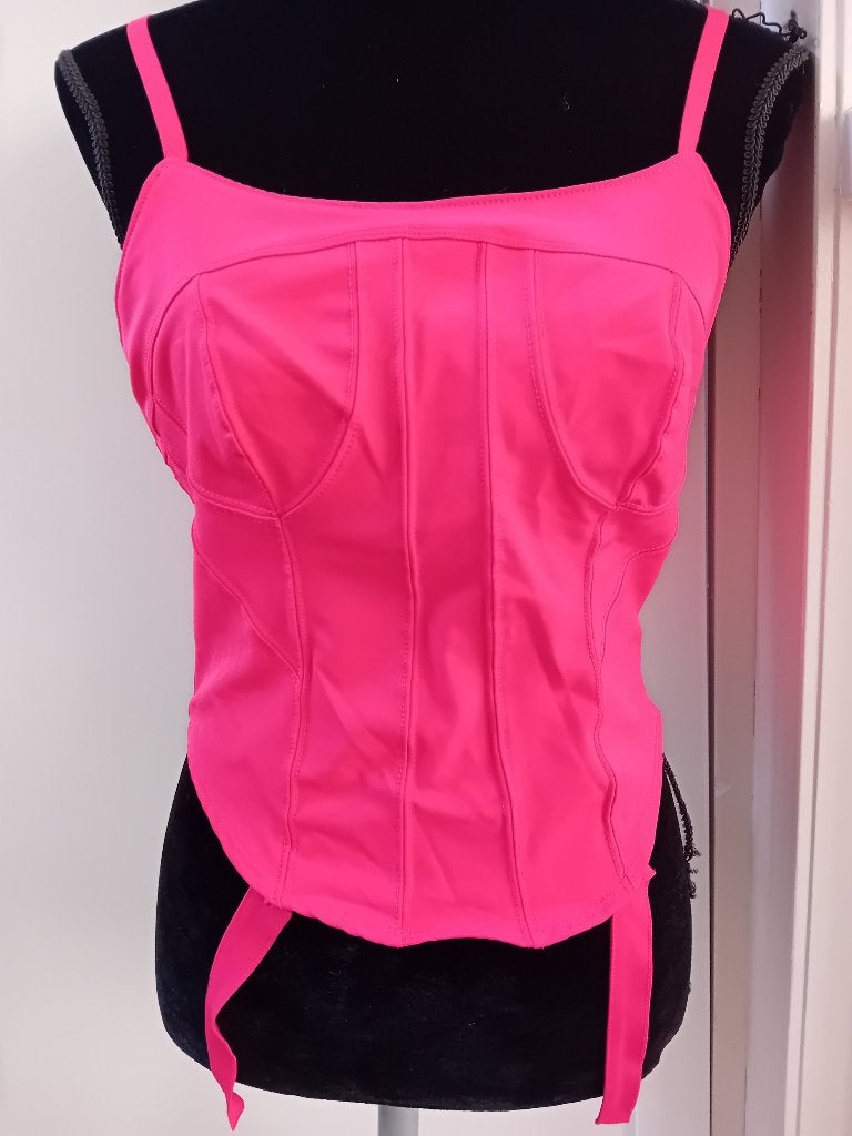 Crop top,maat 36,sport,Nike,sporttop,sexy,rood,top,festival, Verzenden, Overige typen, Nike, Zo goed als nieuw