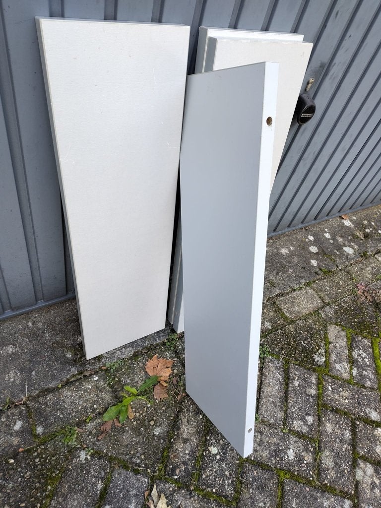 4 muurplanken grijs blinde ophanging, Ophalen, Gebruikt