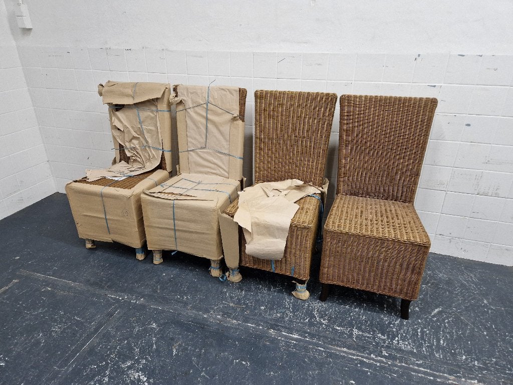 4 bruine rotan / rieten eetkamerstoelen, Ophalen, Gebruikt, Bruin, Onbekend