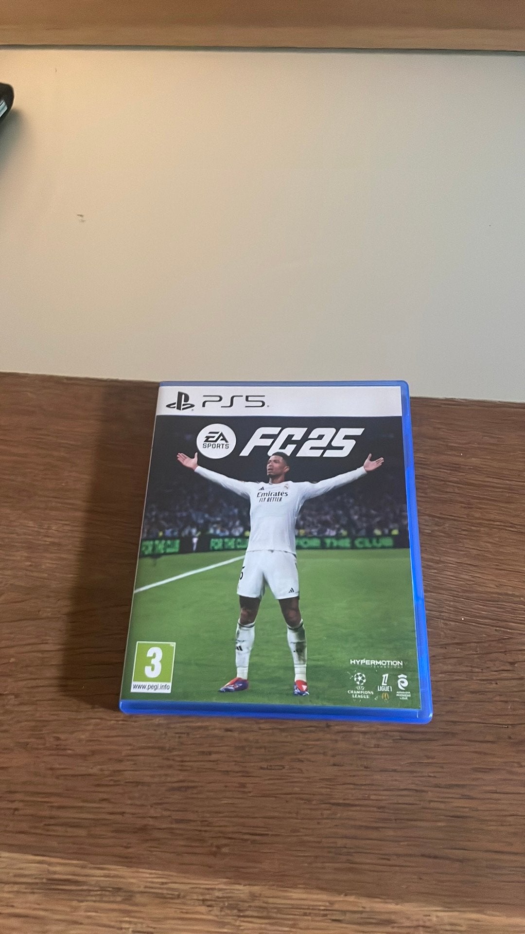 FC25, Ophalen of Verzenden, Zo goed als nieuw