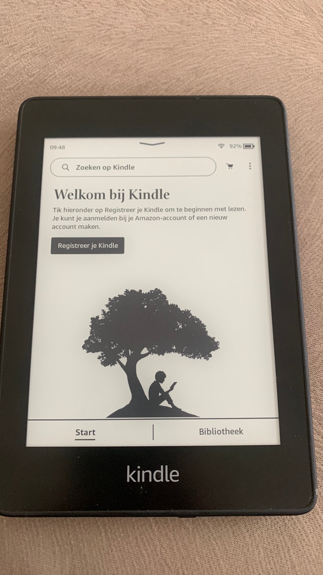 Amazon Kindle Paperwhite 10e Gen, Computers en Software, E-readers, Ophalen of Verzenden, Zo goed als nieuw, 8 GB, Waterbestendig