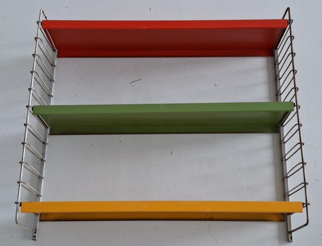 vintage Tomado metalen wandrek boekenrek Dutch design, Ophalen of Verzenden, Gebruikt