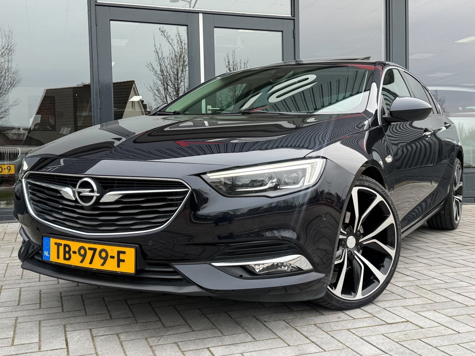 Opel Insignia Grand Sport 1.5 Turbo Innovation Automaat Hud, Gebruikt, 4 cilinders, 700 kg, Blauw